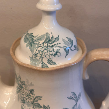 Koffiekan / Koffiepot - Societe Ceramique Maestricht - decor AURORE uitgevoerd in groen - circa 1885