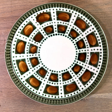 Ontbijtbord / Dessertbord - Boch - vorm DELTA - decor NOIX