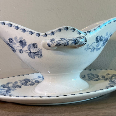 Juskom / Sauskom - Societe Ceramique Maestricht - decor MURES uitgevoerd in lichtblauw/oud-blauw