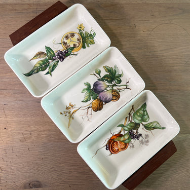 Snack Set / Serving Dish - Villeroy & Boch - 4-piece set consisting of 3 porcelain bowls with vegetable decor and metal/wood base