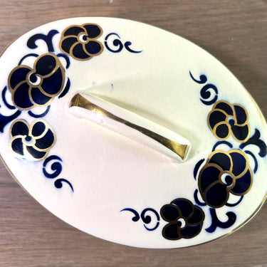 Soap dish - oval model - Moulin des Loups - CAMELIA decor executed in dark blue with gold-colored accents