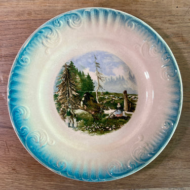 Ontbijtbord / Dessertbord - Nimy - Mouzin Lecat - decor met woud en man en vrouw en blauw bewerkte rand