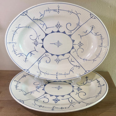 Plate / Dish - oval, flat, model - Boch - COPENHAGUE decor in blue (size 4)