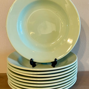 Deep plate / Soup plate / Pasta plate - Villeroy & Boch (only one plate marked) - in solid green color