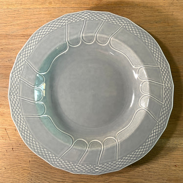 Tiefer Teller / Suppenteller / Pastateller - Boch La Louviere - Dekor in Grau mit bearbeitetem Rand