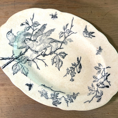 Presenteerschaal / Schaal - kleiner model - ongemerkt - decor met takken, vogels en insecten in petrol-blauw