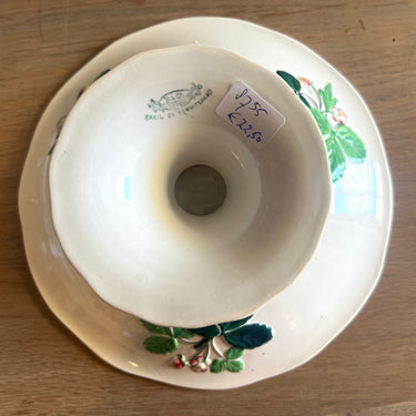 Tazza / Presenteerschaal - middelhoog model - Creil et Monteraux - decor met wat lijkt op aardbeiplantjes