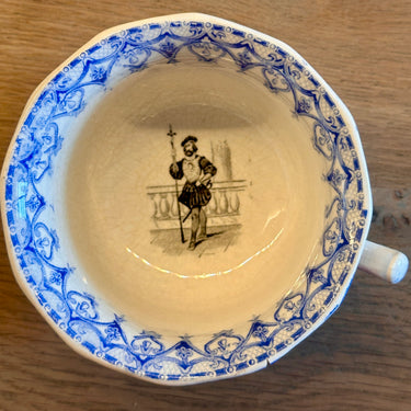 Kopje - zonder schotel - ongemerkt maar Boch - decor SUJETS ROMANTIQUES et HISTORIQUES uitgevoerd in blauw/wit/zwart