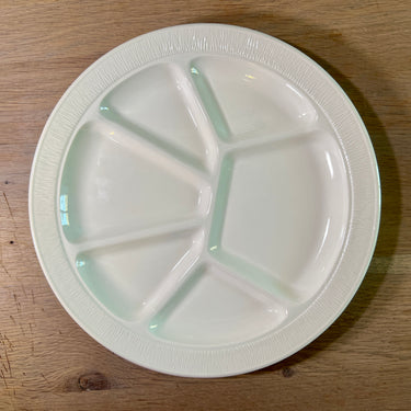 Fonduebord / Gourmetbord - Boch - décor in wit/crème kleur met bewerkte rand