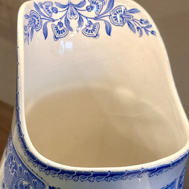 Lampetkan - Boch Frères La Louvière - décor GENÊT uitgevoerd in blauw - vorm LILLE