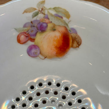 Fruittest met onderbord - 2-delig - Schumann Artzberg Bavaria - décor met divers fruit en goudkleurig randje