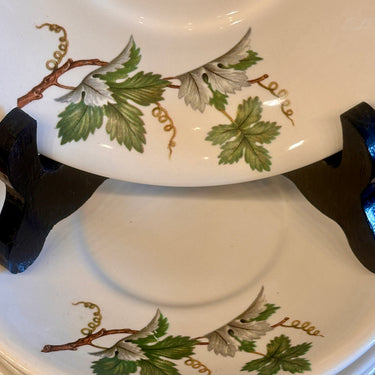 Onderschotel / Schotel - groter model - Villeroy & Boch - décor AVIGNON met wijnrank