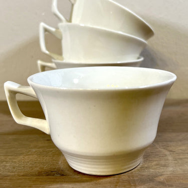 Tasse - ohne Untertasse - Boch - Form ANGLAISE (?) mit Dekor einer rosa Rose