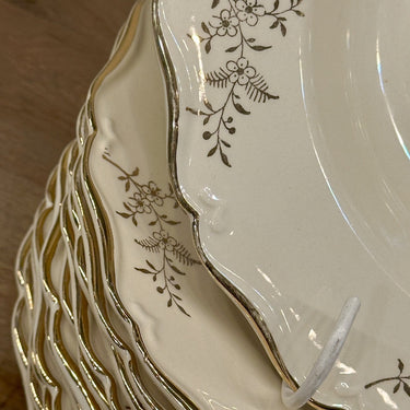 Tiefer Teller / Suppenteller / Pastateller - Boch - Form ONDINE - Dekor FRANCOISE mit goldfarbenen Verzierungen