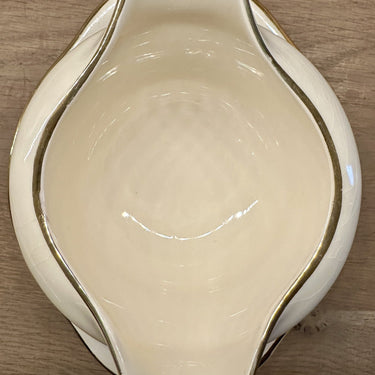 Sauciere / Sauciere - Mosa (3-Bögen ist 1960er Jahre) - Modell mit 2 Ausgüssen in creme mit goldfarbenem Rand