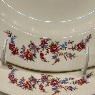 Deep plate / Soup plate / Pasta plate - unmarked but Petrus Regout - decor with pink/red straw flowers
