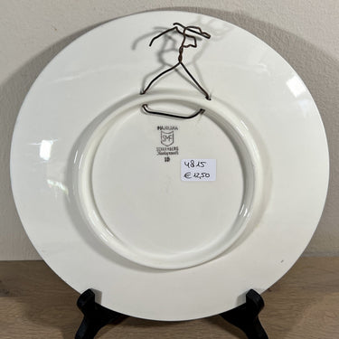 Decorative plate - Schramberg Majolica - decor with an Austrian/Bavarian house - no. 15 - blind mark 4502