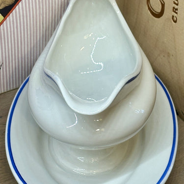 Gravy boat / Sauce boat - fixed base - Petrus Regout - white porcelain model with dragon head and blue fillets and relief
