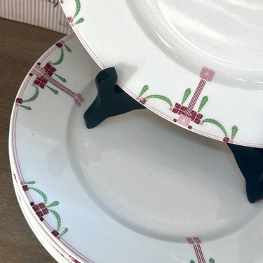 Ontbijtbord / Dessertbord - Societe Ceramique Maestricht - décor 878 uitgevoerd in rood, roze en groen
