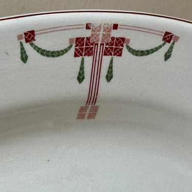 Bowl / Plate - flat, oval, model - Petrus Regout - decor 878 in red, pink and green with red/brown filet edge