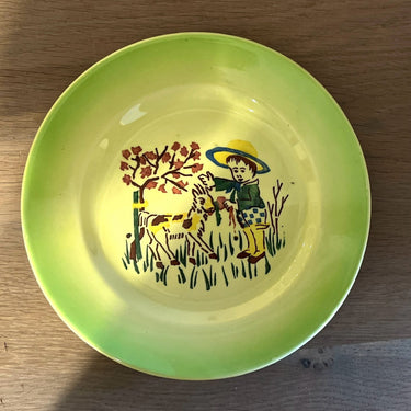 Dinner plate / Eating plate - children's tableware - Schramberg (SMF) - decor with green that goes from light to darker