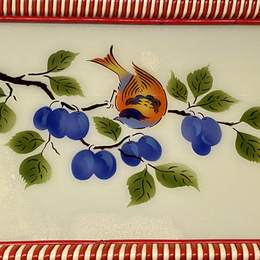 Tablett - Bild eines Vogels auf einem Ast mit Pflaumen unter Glas