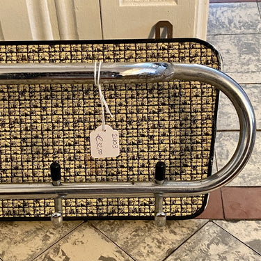 Garderobenständer - ca. 1950 - 1960 - mit 6 Haken und einer Ablagefläche für Hüte