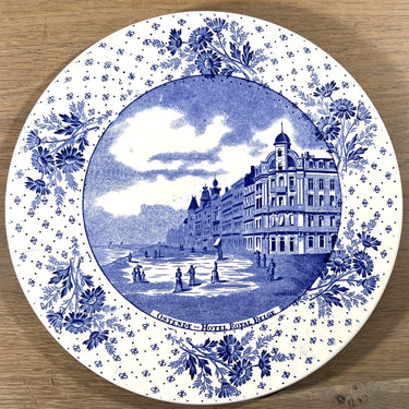 Teller / Zierteller - Boch (1860-?) - Rand: PAQUERETTE und Touristenlandschaften in Blau