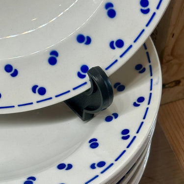 Tiefer Teller / Suppenteller / Pastateller - Boch - Dekor mit Doppelkugeln / Doppelpunkten / Doppelpois in blau