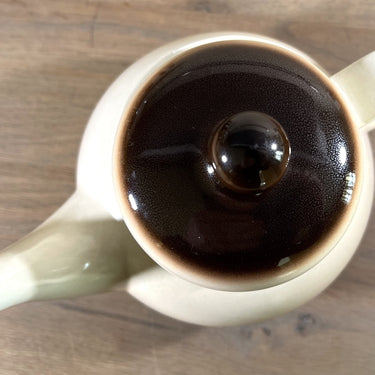 Kaffeekanne - Boch - Dekor SIERRA (Steinzeug?) in creme mit braunem Rand - Form MENUET