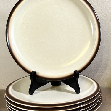 Breakfast plate / Dessert plate - Boch - SIERRA decor (stoneware?) in cream with a brown edge - MENUET shape