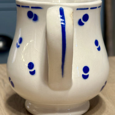 Milchkännchen - Boch - Dekor mit Doppelpunkten/Doppelpois in blau