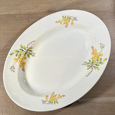 Plate / Bowl - larger, oval, flat model - Petrus Regout - GOLDEN RAIN decor with yellow (bell) flowers