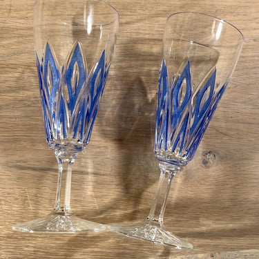 Glas / Champagnerglas auf Fuß - VMC Reims (Verreries Mècaniques Champenoises) - Harlekin in Blau