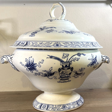 Soup tureen - Petrus Regout - POTICHE decor in blue
