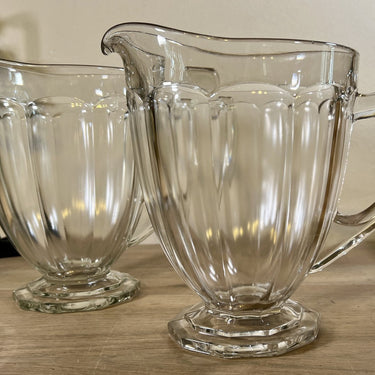 Wasserkrug / Gießkanne - Val Saint Lambert - Pressglas - Modell MOULURE ASIE