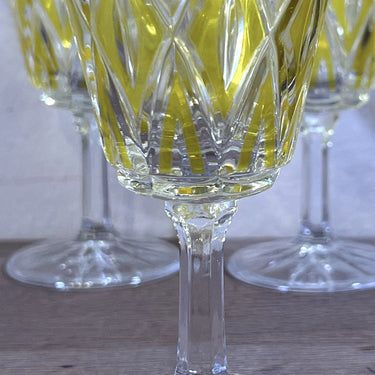 Glas / Likörglas auf Fuß - kleineres Modell - VMC Reims (Verreries Mècaniques Champenoises) - Harlekin in Gelb
