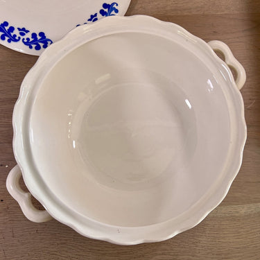 Deckeldose / Terrine - Boch - Form FESTIVAL - Dekor CORONATION blau (EICHENBLATT)