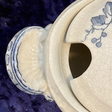 Sauce tureen – Sauceboat –S. Hancock &amp; Sons Stoke on Trent England – Rd No 171380 – Decorated with liquid blue flowers