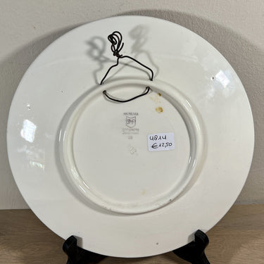 Decorative plate - Schramberg Majolica - decor with an Austrian/Bavarian house - no. 15 - blind mark 4501