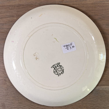 Decorative plate / Dessert plate - HB &amp; Cie Choisy le Roi Terre de Fer - décor La Vie Militaire No. 8