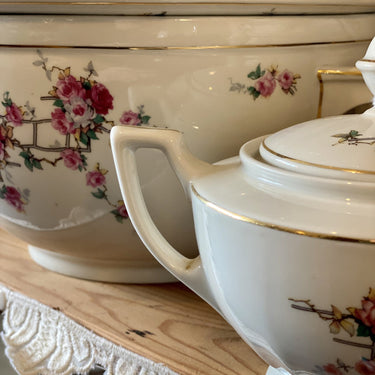 Sugar bowl - porcelain - Koenigszelt (Made in Poland, 1945 - 1957)