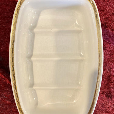 Soap dish - Villeroy &amp; Boch - SAXONY decor - cream with a stylized gold-colored edge