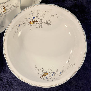 Bowl on low foot / tazza - scalloped edge - Petrus Regout - decor BIRD SONG