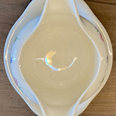 Cremeweiße Sauciere - Mosa - ca. 1960er Jahre - Dekor 8449 aus rosa Rose mit buntem Blumenbouquet