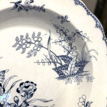 Scale / charger / chop plate for meat - very large and deep - Minton &amp; Co - MONA blue decor
