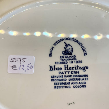 Oval scale - Wedgwood Blue Heritage 11-5