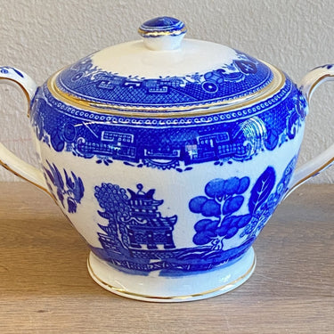 Sugar bowl - Victoria porcelain - decor WILLOW blue with gold-colored lines