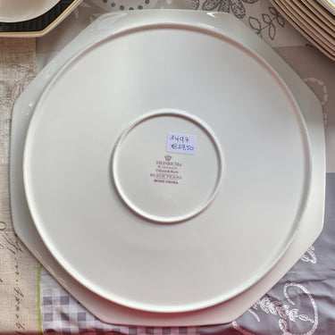 Scale / Cake plate round Villeroy &amp; Boch - black/white decor BLACK PEARL by Heinrich