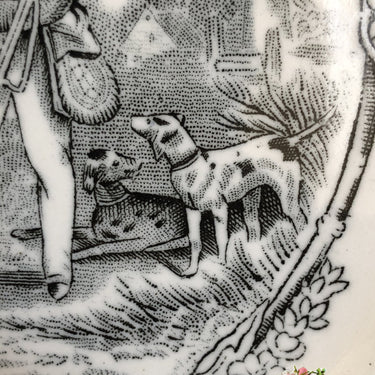 Dessert plate - NEMROD decor - 2 men with hare and 2 dogs.